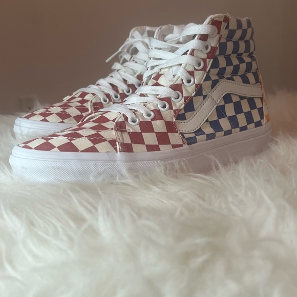 Vans Sk8-Hi
Checkerboard Multi - Picture 2 of 7
